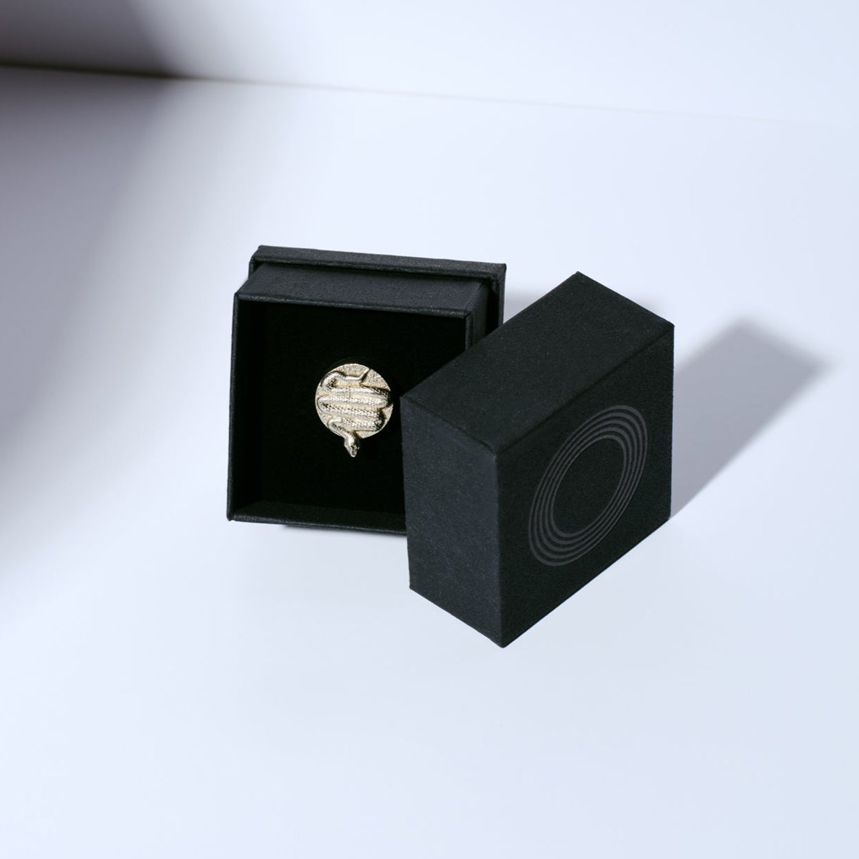 The Serpent button
