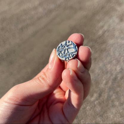 Vines button