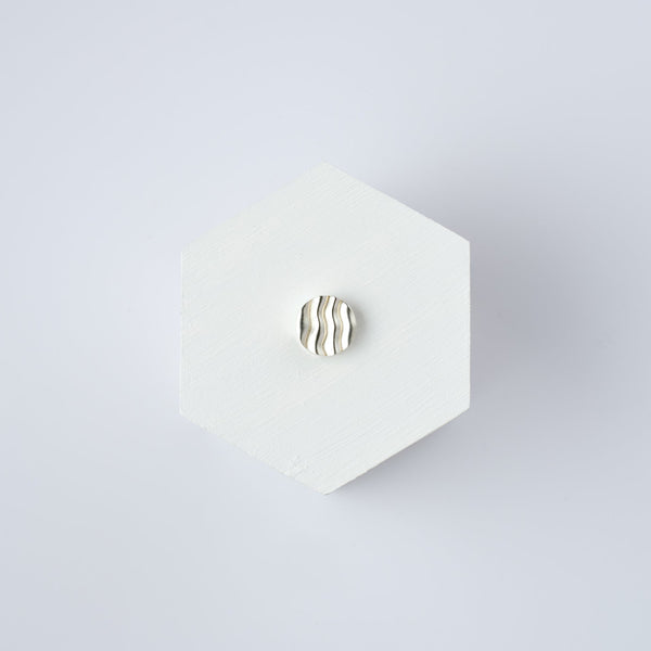 Wavy button jewellery